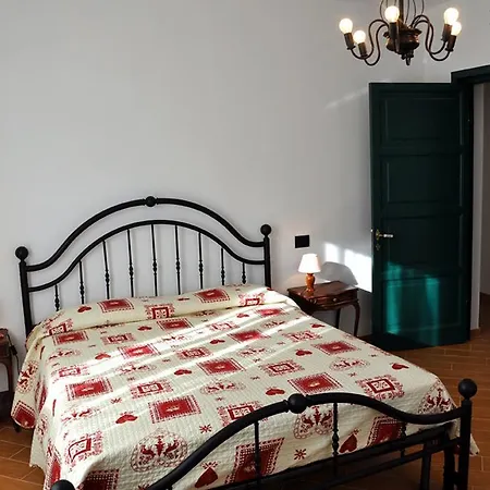 Tana Degli Orsi Apartment